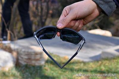 運(yùn)動(dòng)眼鏡防護(hù)專家 咕咚測(cè)評(píng)RUDY運(yùn)動(dòng)近視眼鏡